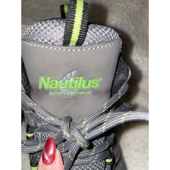 Nautilus N2202 Safety Footwear Men\'s Composite Toe Work Shoe Size US 12 main image 4